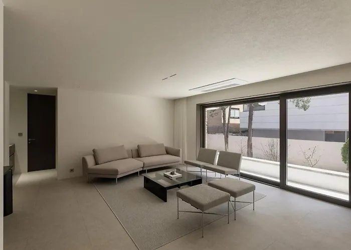 Gangnam Private House 5br Garden Near Coex *